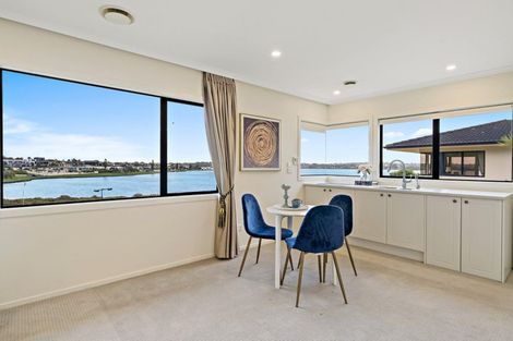 Photo of property in 38 Venus Place, Half Moon Bay, Auckland, 2012