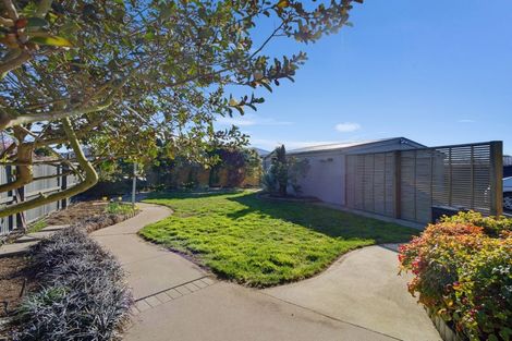 Photo of property in 35 Woodgrove Avenue, North New Brighton, Christchurch, 8083