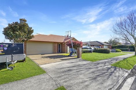 Photo of property in 183 Old Farm Road, Hamilton East, Hamilton, 3216