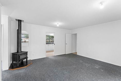 Photo of property in 14 Karaka Street, Otaki Beach, Otaki, 5512