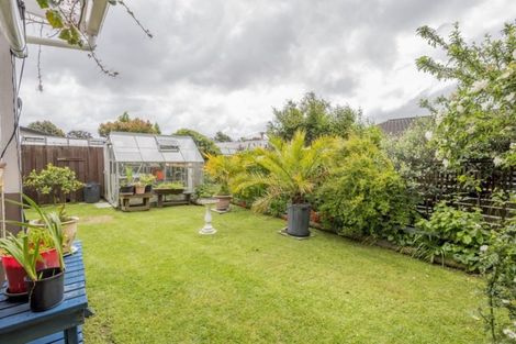 Photo of property in 80b Elizabeth Street, Waikanae, 5036