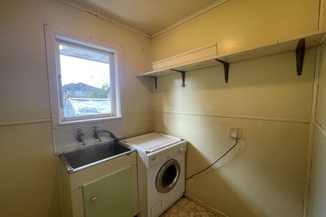 Photo of property in 8 Kohekohe Street, New Lynn, Auckland, 0600