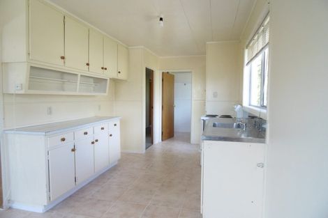 Photo of property in 372 East Coast Road, Sunnynook, Auckland, 0630