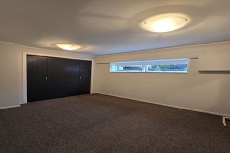 Photo of property in 18 Long Street, Torbay, Auckland, 0630