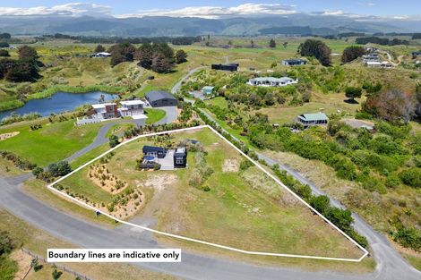 Photo of property in 47 Reay Mackay Grove, Waikawa Beach, Levin, 5573