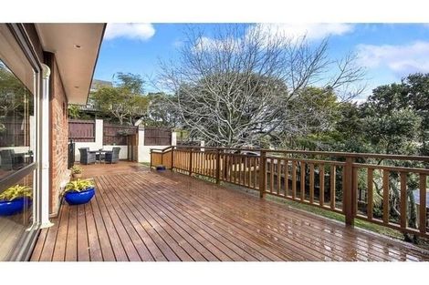 Photo of property in 1 Lynngate Place, Hillcrest, Auckland, 0627