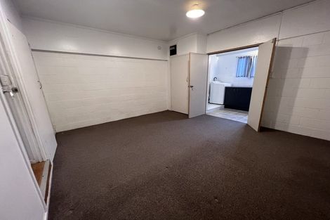 Photo of property in 15 Beeche Place, Birkdale, Auckland, 0626