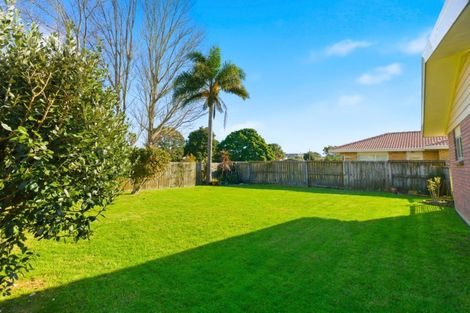 Photo of property in 8 Webb Place, Papamoa Beach, Papamoa, 3118