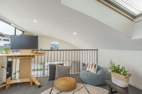 Photo of property in 21b Maida Vale Road, Roseneath, Wellington, 6011