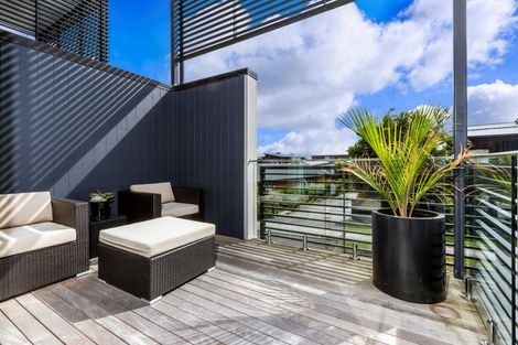 Photo of property in 77 Bomb Point Drive, Hobsonville, Auckland, 0616