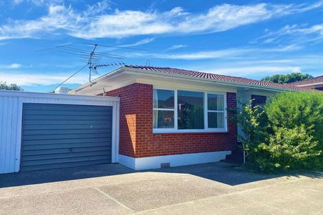 Photo of property in 2/24 Inverness Road, Browns Bay, Auckland, 0630