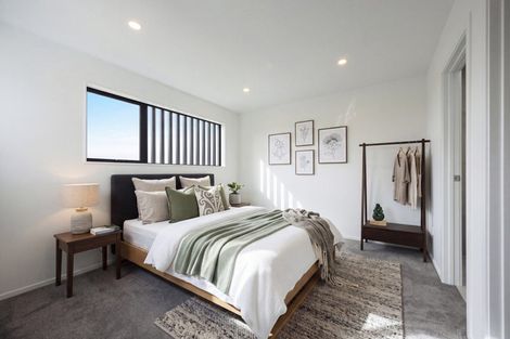 Photo of property in 12 Taupo Street, Green Bay, Auckland, 0604