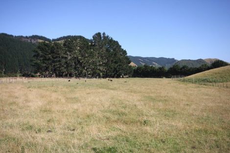 Photo of property in 156 Akatarawa Road, Reikorangi, Waikanae, 5391