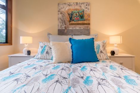 Photo of property in 207c Woodlands Park Road, Titirangi, Auckland, 0604