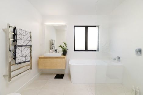 Photo of property in 104 Valley Road, Mount Maunganui, 3116