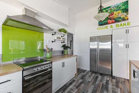 Photo of property in 5 Glanville Road, Stratford, 4332