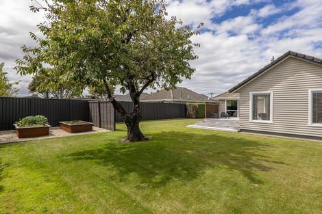 Photo of property in 57 Charlcott Street, Burnside, Christchurch, 8053