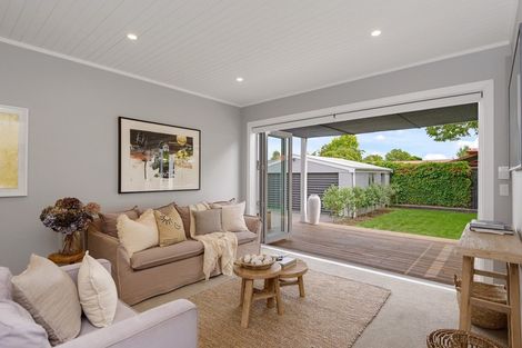 Photo of property in 45 Paparoa Street, Papanui, Christchurch, 8053