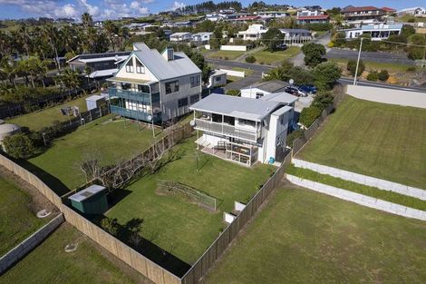 Photo of property in 187 State Highway 10, Coopers Beach, 0420