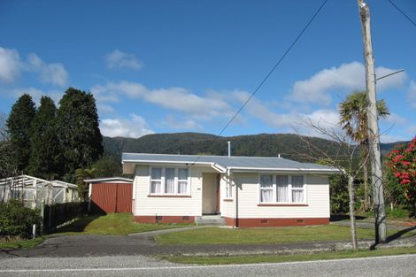 Photo of property in 34 Aylmer Street, Ross, 7812