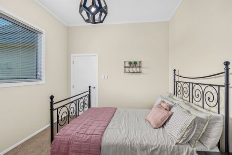 Photo of property in 21 Montclair Rise, Browns Bay, Auckland, 0630