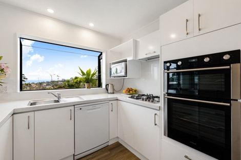Photo of property in 1/547 East Coast Road, Browns Bay, Auckland, 0630