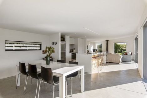 Photo of property in 41 Marram Way, Peka Peka, Waikanae, 5391