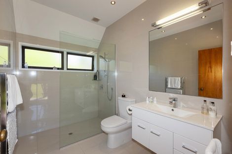 Photo of property in 9-11 Rosebank Grove, Waikanae, 5036