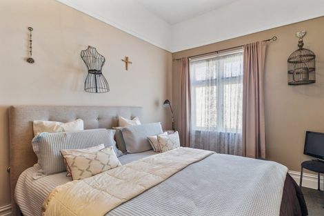 Photo of property in 39 Mako Mako Road, Levin, 5510