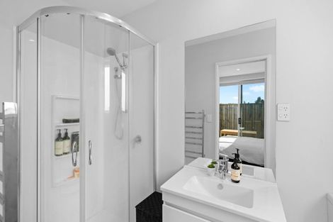 Photo of property in 5 Kotata Lane, Poike, Tauranga, 3112