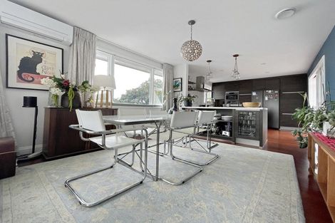 Photo of property in 95 Beazley Avenue, Paparangi, Wellington, 6037