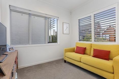 Photo of property in 17 Harakeke Road, Hobsonville, Auckland, 0616