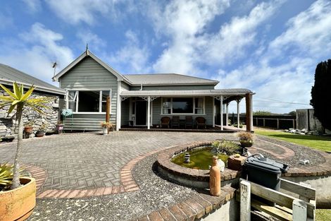 Photo of property in 58 Seymour Street, Waitara, 4320