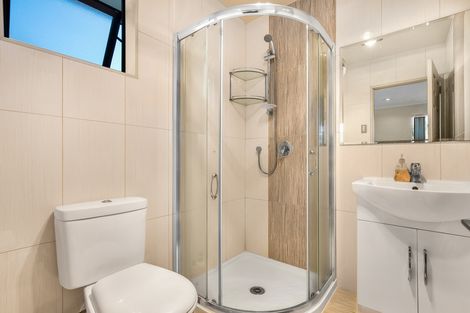 Photo of property in 5a Tiari Place, Mangere East, Auckland, 2024