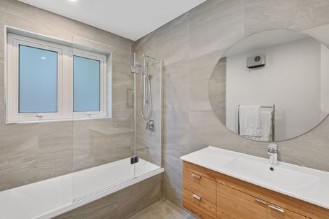 Photo of property in 16 Kiteroa Place, Cashmere, Christchurch, 8022