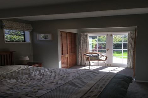 Photo of property in 5 Beachville Road, Redcliffs, Christchurch, 8081