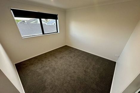 Photo of property in 6c Jern Place, Eastern Beach, Auckland, 2012