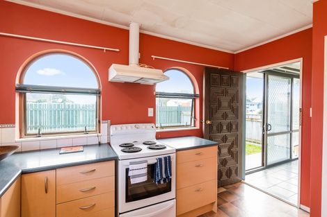 Photo of property in 118 Hillcrest Road, Raumati Beach, Paraparaumu, 5032