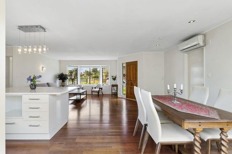 Photo of property in 1/80 Clydesdale Avenue, Somerville, Auckland, 2014