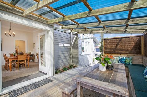 Photo of property in 25 Newton Street, Fitzroy, New Plymouth, 4312