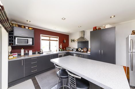 Photo of property in 23a Rosalie Terrace, Kelvin Grove, Palmerston North, 4414