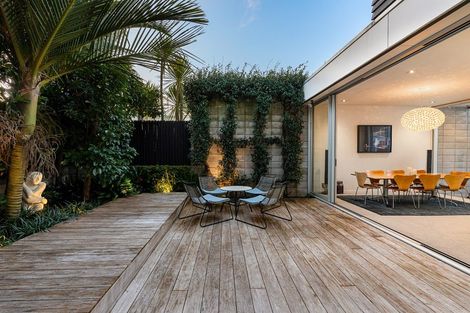 Photo of property in 9 Middle Street, Freemans Bay, Auckland, 1011