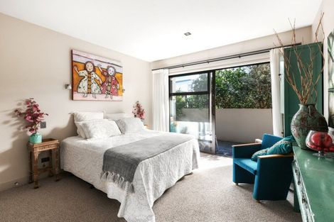 Photo of property in 98 Harbour Drive, Otumoetai, Tauranga, 3110