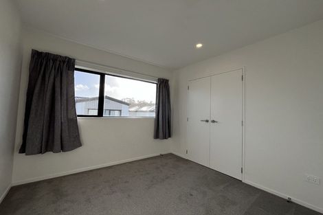 Photo of property in 10/535 Swanson Road, Ranui, Auckland, 0612