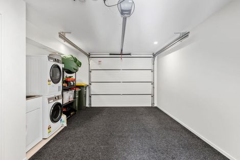 Photo of property in 2/35 Centreway Road, Orewa, 0931