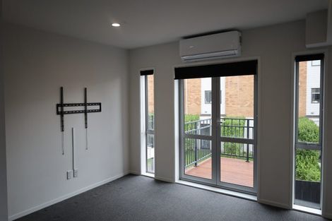 Photo of property in 60 Niu Lane, Te Atatu South, Auckland, 0610