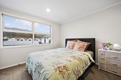 Photo of property in 20 Bluff Road, Kenepuru, Porirua, 5022