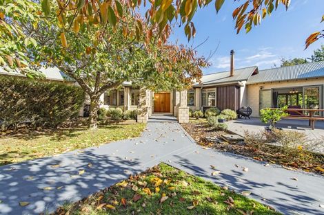 Photo of property in 14 Bealey Road, Leeston, 7683
