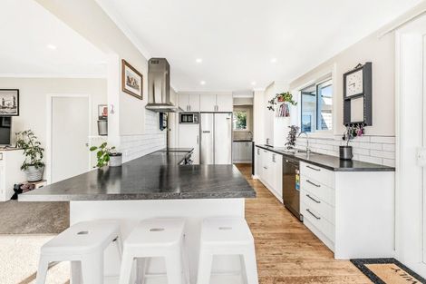 Photo of property in 15 Longden Street, Darfield, 7510