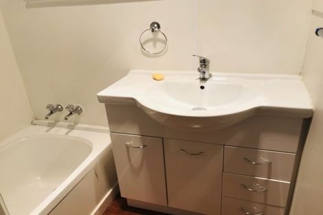 Photo of property in 101 Porchester Road, Papakura, 2110